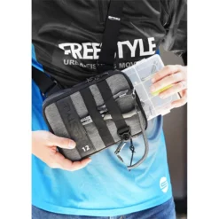 SAC BANDOULIÈRE FREESTYLE SIDE POUCH 12 -Savage Gear Soldes sac bandouliere freestyle side pouch 12 z 2596 259686 5